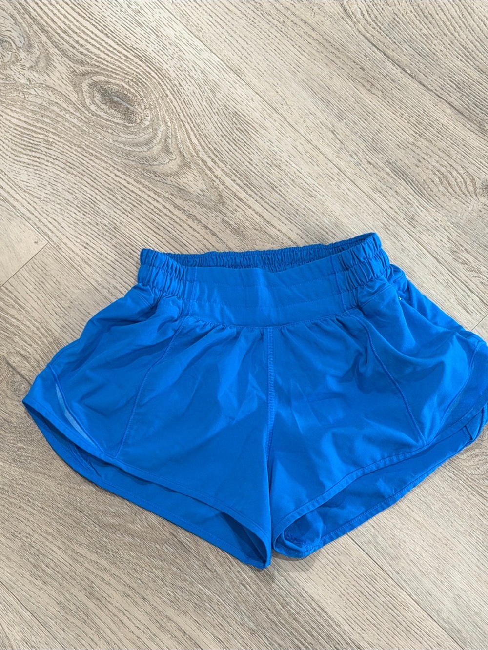 lululemon athletica Women's Blue Athletic Running Shorts hotty hot